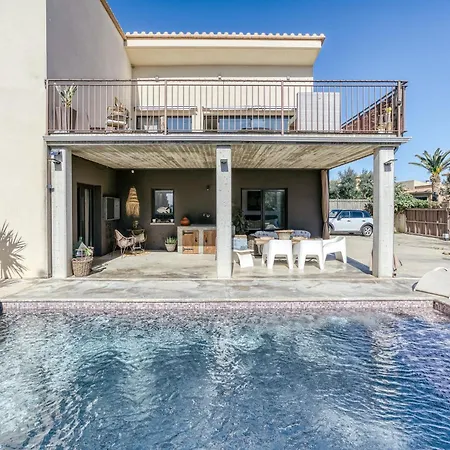 Lujosa Casa Con Piscina Zona Golf