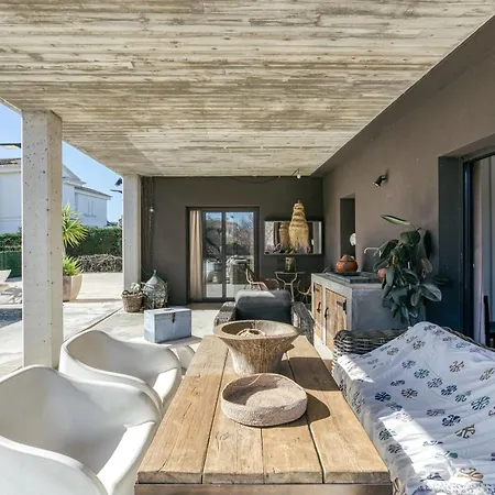 Hébergement de vacances Lujosa Casa Con Piscina Zona Golf